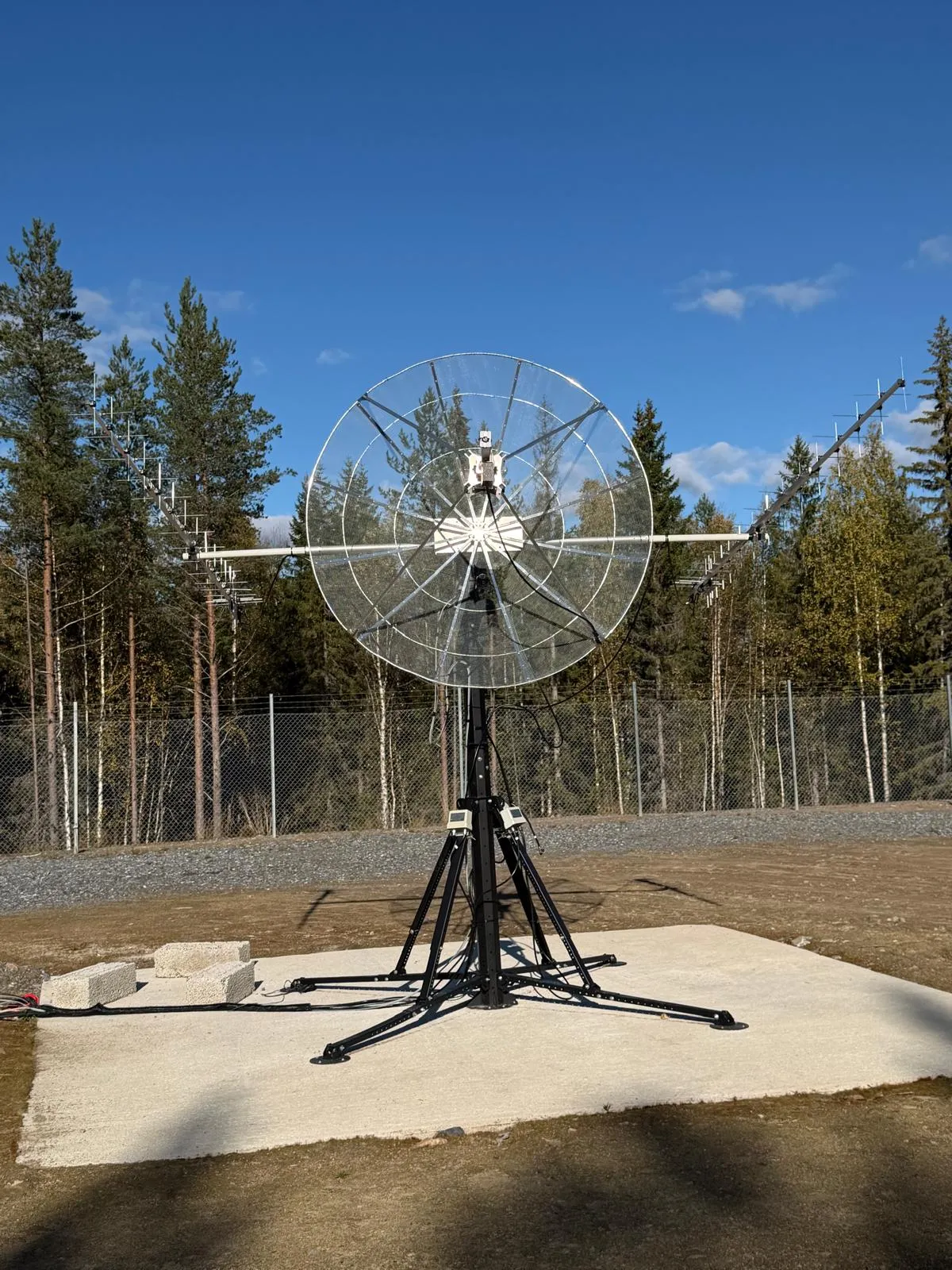 UHF/VHF/S/L-Band Ground Station dish for CubeSat and SmallSat missions